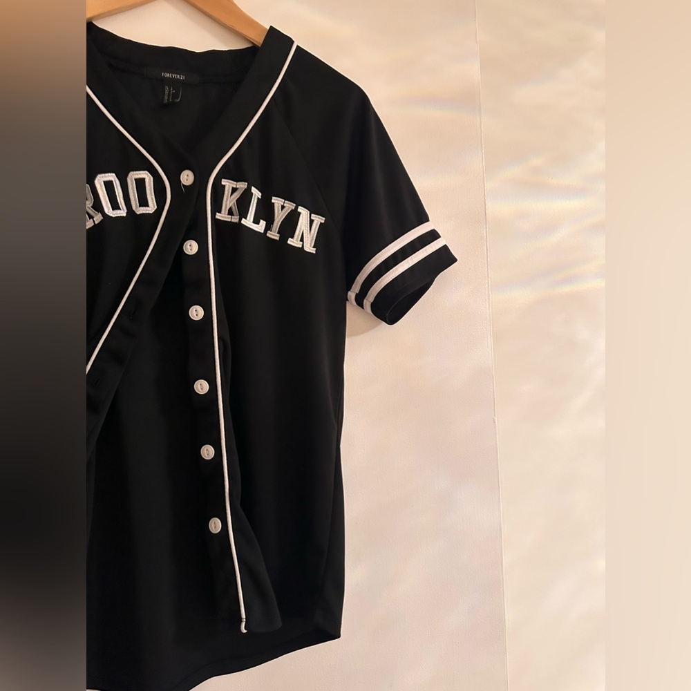 jersey - Picture 2 of 3